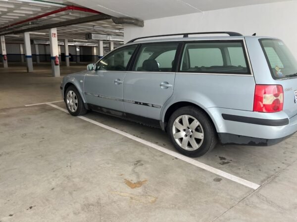 VOLKSWAGEN Passat Variant 1.8 T Advance 150CV - Imagen 3