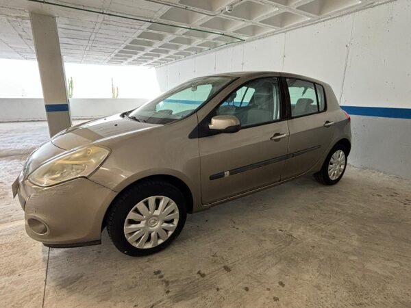RENAULT Clio Authentique 1.2 75 5p. eco2 E5 - Imagen 2