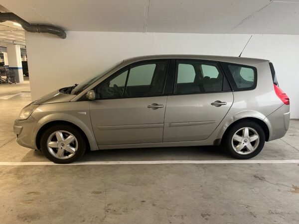 RENAULT Grand Scenic Dynamique 1.5dCi 105cv 7 plazas - Imagen 7