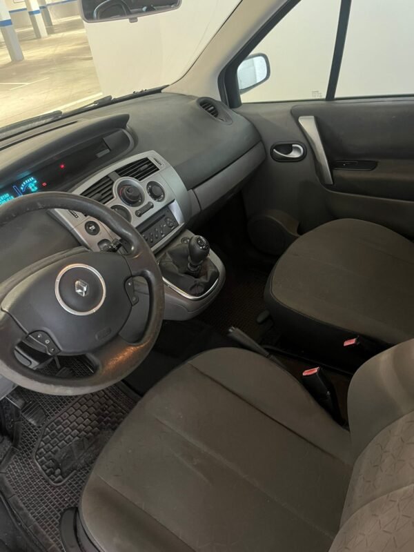 RENAULT Grand Scenic Dynamique 1.5dCi 105cv 7 plazas - Imagen 3