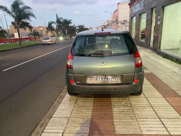RENAULT Scenic CONFORT AUTHENTIQUE 1.6 16V - Imagen 7