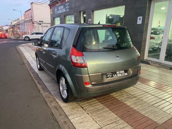 RENAULT Scenic CONFORT AUTHENTIQUE 1.6 16V - Imagen 5