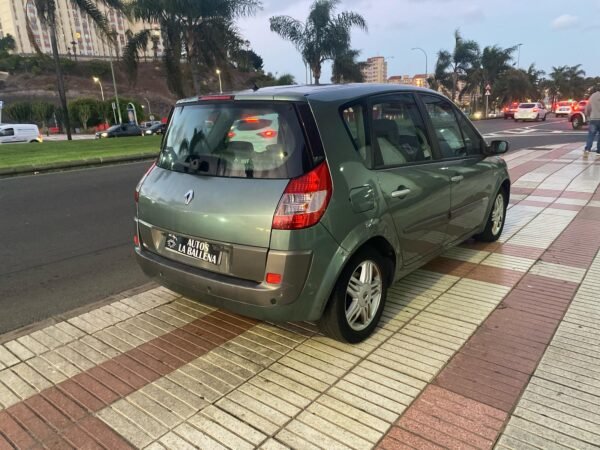 RENAULT Scenic CONFORT AUTHENTIQUE 1.6 16V - Imagen 8