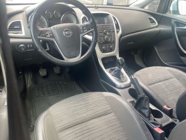 OPEL Astra 1.4 Turbo Selective - Imagen 6