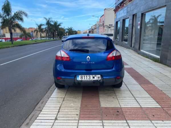 RENAULT Megane Authentique 1.6 16v 100 E5 - Imagen 6