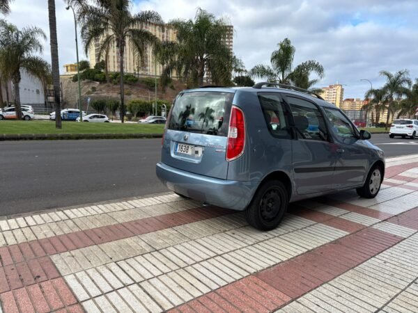 SKODA Roomster 1.9 TDi 105cv Style - Imagen 4