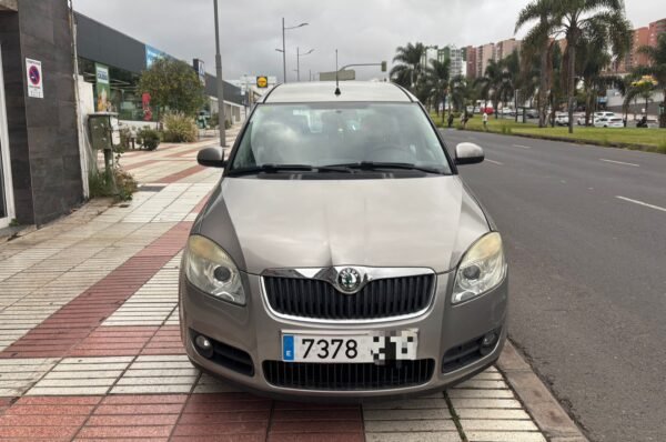 SKODA Roomster 1.6i 16v 105cv Scout - Imagen 5