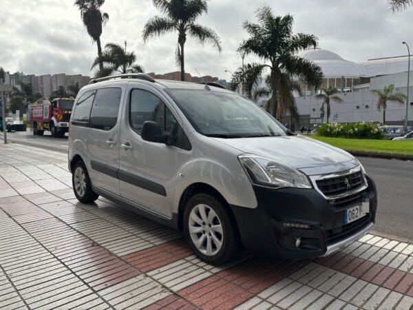 PEUGEOT Partner TEPEE Active 1.6 BlueHDi 120