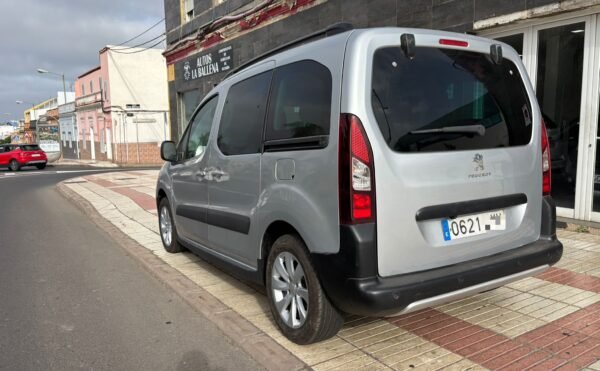 PEUGEOT Partner TEPEE Active 1.6 BlueHDi 120 - Imagen 9